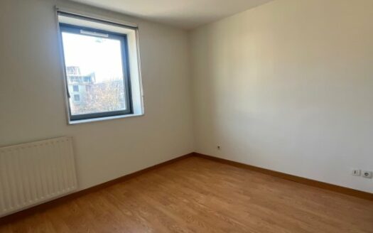 A louer, F2 en parfait état, préfecture de Rouen, Parking