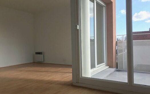 A louer, bel F2 lumineux à Grand Quevilly, balcon + parking