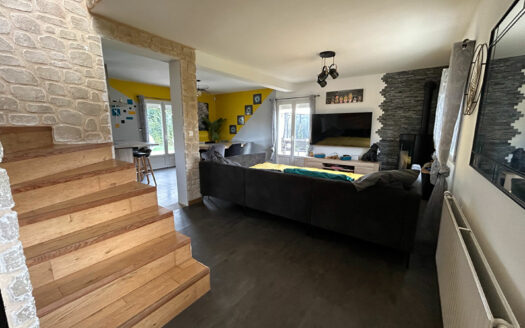 À vendre ESLETTES, Superbe maison 4 chambres, sous-sol complet, terrain 1750m²