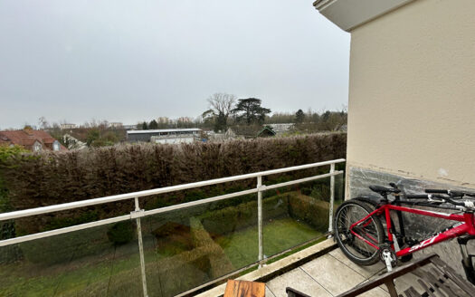 À vendre Appartement Bois Guillaume T1 (28 m²) avec parking.