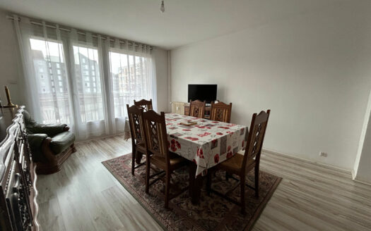 A vendre Appartement F4 Darnétal avec garage et caves.