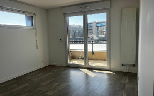 A louer, T4 de 72 m2 Quartier Lucilline, parking