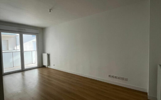 A LOUER F2 ROUEN ROUTE DE BONSECOURS (76000)