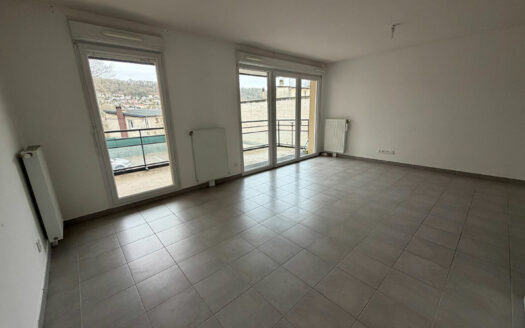 A vendre Rouen droite F3 balcon + parking