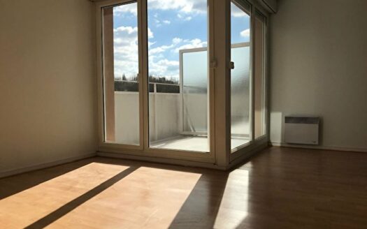 A louer, bel F2 lumineux à Grand Quevilly, balcon + parking