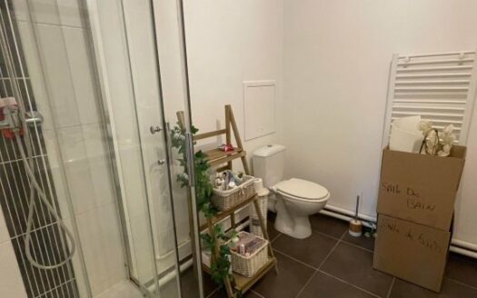 A LOUER F2 FRANQUEVILLE SAINT PIERE