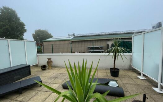 A LOUER F2 FRANQUEVILLE SAINT PIERE