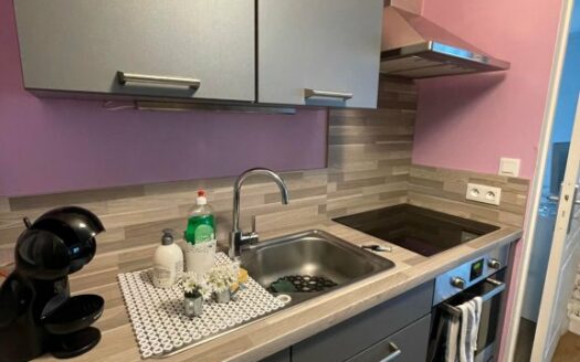 A LOUER F2 FRANQUEVILLE SAINT PIERE