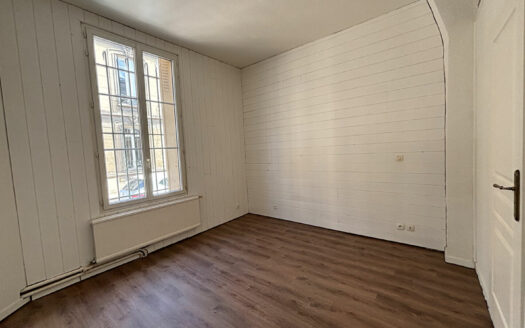 Studio à deux pas de la gare ? Idéal investissement locatif