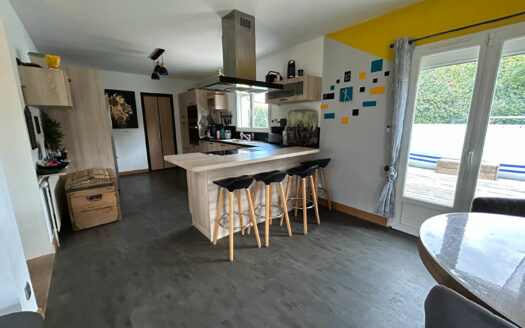 À vendre ESLETTES, Superbe maison 4 chambres, sous-sol complet, terrain 1750m²