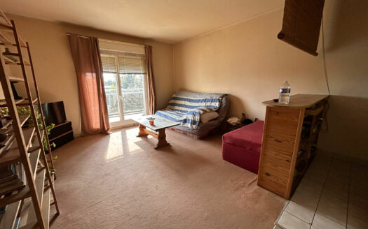 À vendre Appartement Bois Guillaume T1 (28 m²) avec balcon et parking.