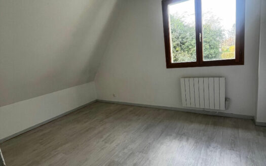 Maison de charme avec jardin arboré à Bois-Guillaume, secteur calme et recherché