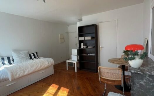 A louer, charmant studio meublé de 23m², hyper centre Rouen