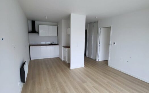 A louer, F2 récent de 41.25m² - à Bihorel avec parking et balcon