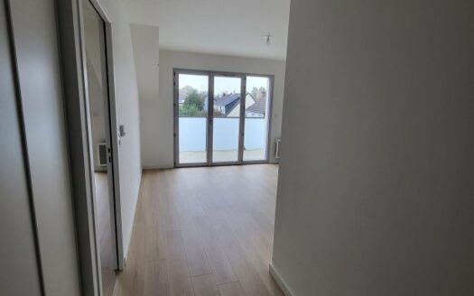 A louer, F2 récent de 41.25m² - à Bihorel avec parking et balcon