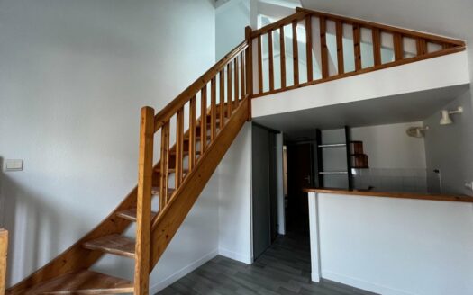 Duplex idéalement situé place saint Marc à Rouen