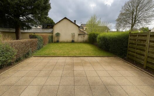 A louer, F4 de 85m² à Bois Guillaume, parking, cave