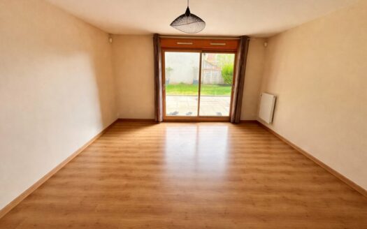 A louer, F4 de 85m² à Bois Guillaume, parking, cave