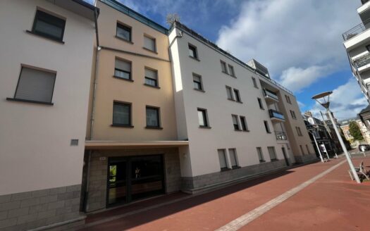 F3 refait à neuf avec parking – Rouen Gauche Clinique de l'europe