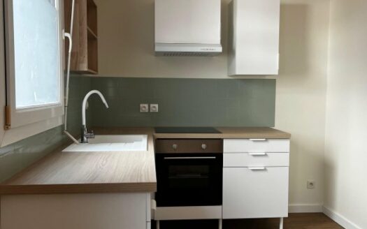 F3 refait à neuf avec parking – Rouen Gauche Clinique de l'europe