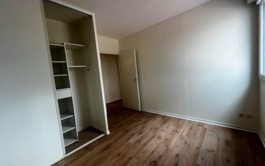 F3 refait à neuf avec parking – Rouen Gauche Clinique de l'europe