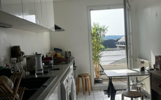 Grand F5, quartier prefecture avec parking et cave