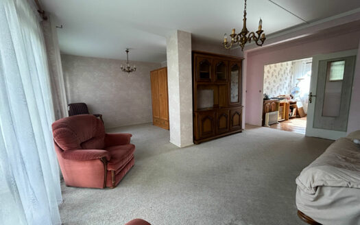 A vendre appartement F5 MONT SAINT AIGNAN, rez-de-chaussée avec balcon
