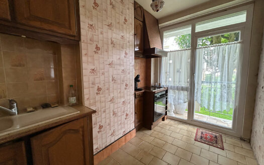 A vendre appartement F5 MONT SAINT AIGNAN, rez-de-chaussée avec balcon