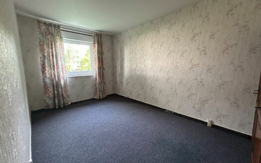 A vendre appartement F5 MONT SAINT AIGNAN, rez-de-chaussée avec balcon