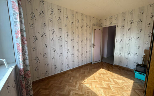 A vendre appartement F5 MONT SAINT AIGNAN, rez-de-chaussée avec balcon
