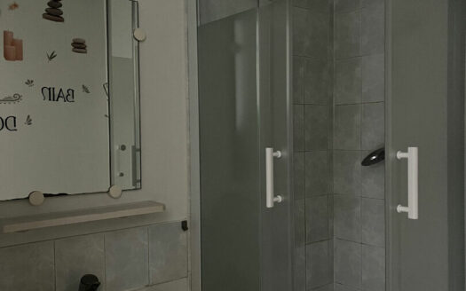 STUDIO MEUBLE  16.36m² QUARTIER SAINT MARC