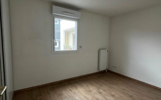 Hyper centre beau F3 bis avec ascenseur et parking