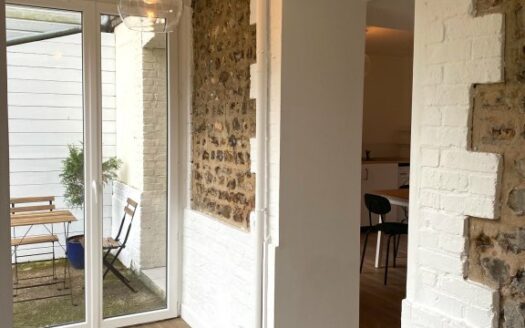Charmant meublé, quartier Jouvenet avec jardin privatif