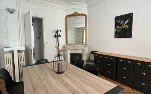 Location meublé de charme 55 m² Palais de Justice