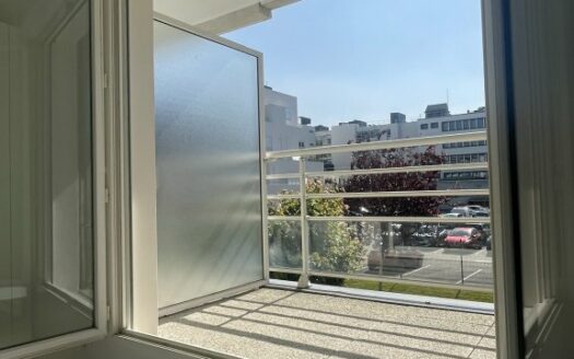 Studio rive gauche quartier saint sever dans résidence sécurisée