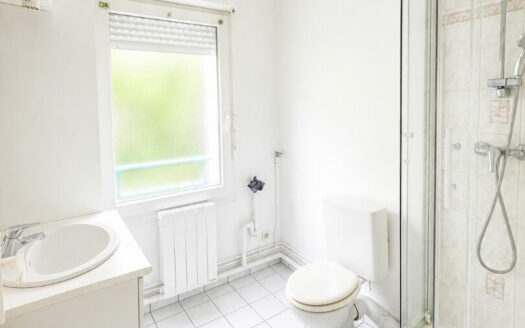 Studio avec parking - Quartier CHU Boulingrin