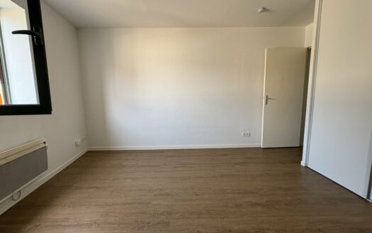 A LOUER - Studio de 21.05m² à ROUEN - Rue Duguay Trouin