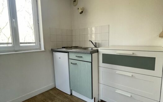 A LOUER - Appartement F2 en duplex - Place Saint-Marc ROUEN