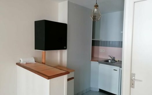 A LOUER - F2 DUPLEX de 33.75m² - ROUEN PALAIS DE JUSTICE