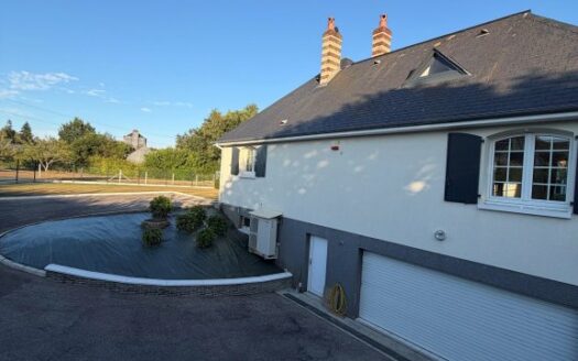 A LOUER - Maison d'exception de plain-pied - T5 de 125m² avec jardin, sous-sol c