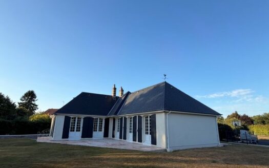 A LOUER - Maison d'exception de plain-pied - T5 de 125m² avec jardin, sous-sol c