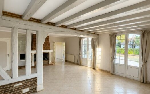 A LOUER - Maison d'exception de plain-pied - T5 de 125m² avec jardin, sous-sol c