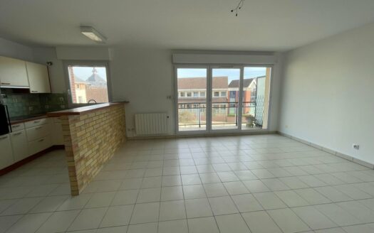 A LOUER - F3 de 71.71m² avec balcon et parking en sous-sol - LE MESNIL-ESNARD