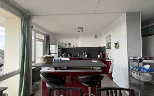 A LOUER - F3 de 65.91m² avec balcon, cave et parking - Parc de la Durdent MONT-S