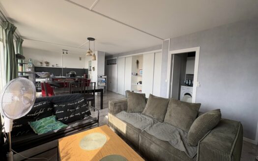 A LOUER - F3 de 65.91m² avec balcon, cave et parking - Parc de la Durdent MONT-S