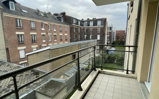 A LOUER - Appartement F3 de 60.12m² avec balcon, parking, cave à ROUEN RIVE GAUC