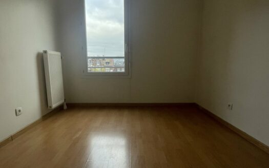 A LOUER - Appartement F3 de 60.12m² avec balcon, parking, cave à ROUEN RIVE GAUC