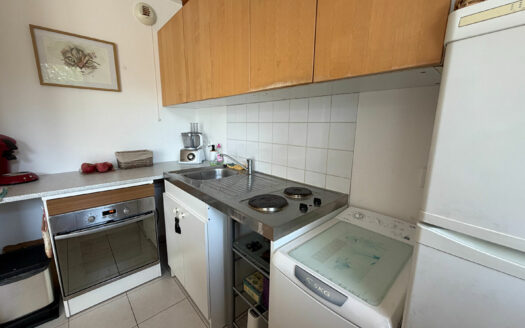 ROUEN SAINT-HILAIRE - F2 AVEC TERRASSE, PARKING ET LOCATAIRE EN PLACE