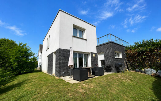 Maison récente 3 chambres avec jardin Saint-Aubin-Celloville