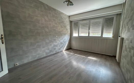 A vendre appartement T5 à Bihorel avec balcon